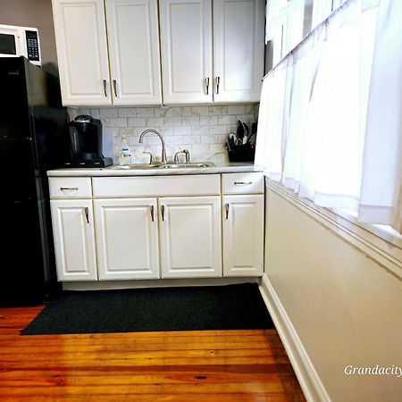 Lovely! Near Cleve Clinic/Uh/Cwru/Dwntwn W/Porch Villa Cleveland Luaran gambar