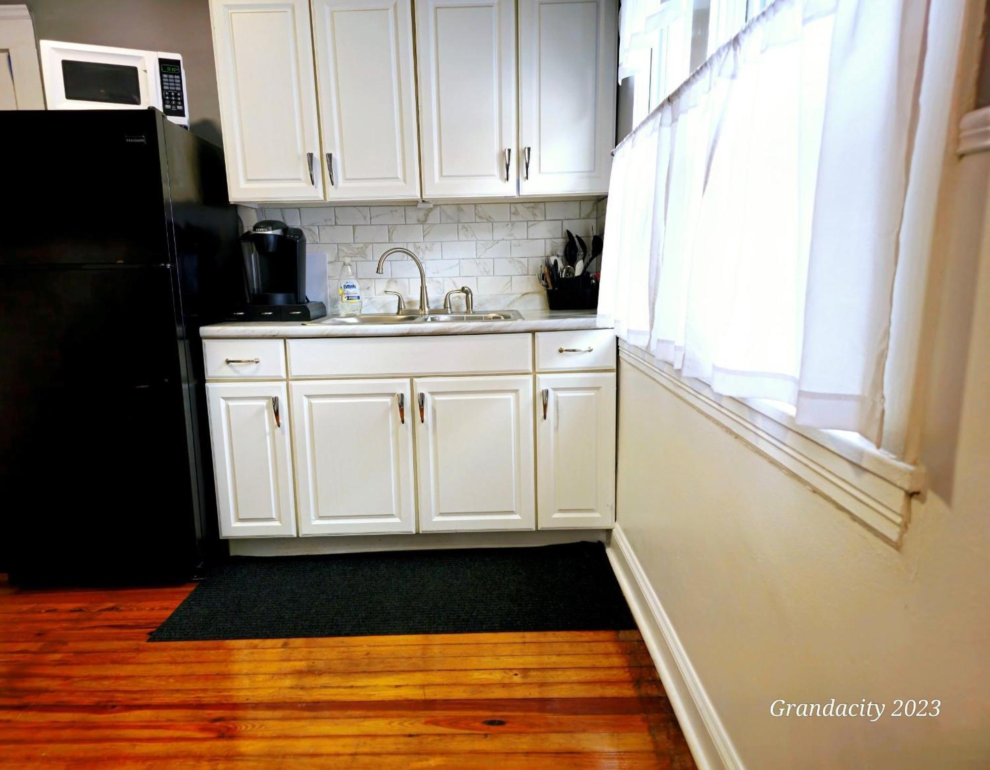 Lovely! Near Cleve Clinic/Uh/Cwru/Dwntwn W/Porch Villa Cleveland Luaran gambar
