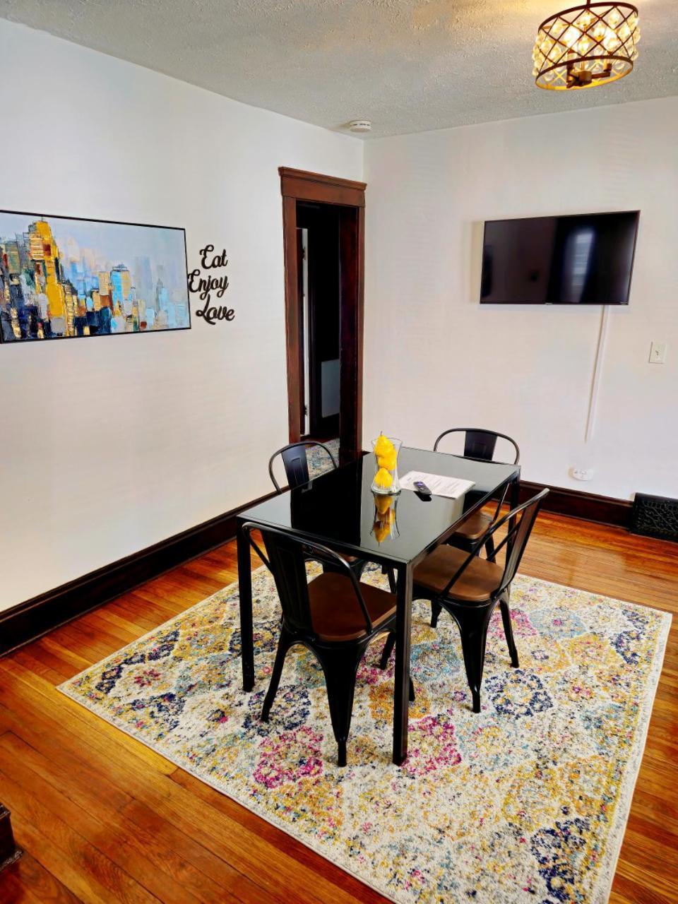 Lovely! Near Cleve Clinic/Uh/Cwru/Dwntwn W/Porch Villa Cleveland Luaran gambar